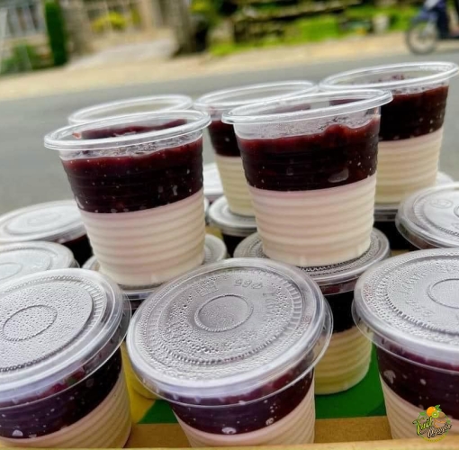 Sữa chua nếp Cẩm : 110k/10 hủ
