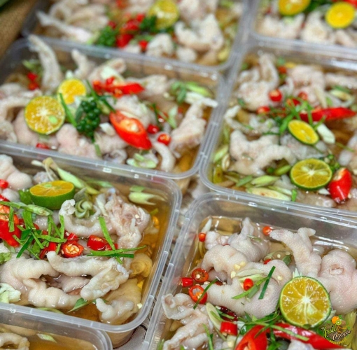 Chân gà rút xương ngâm xả tắc cần giuộc